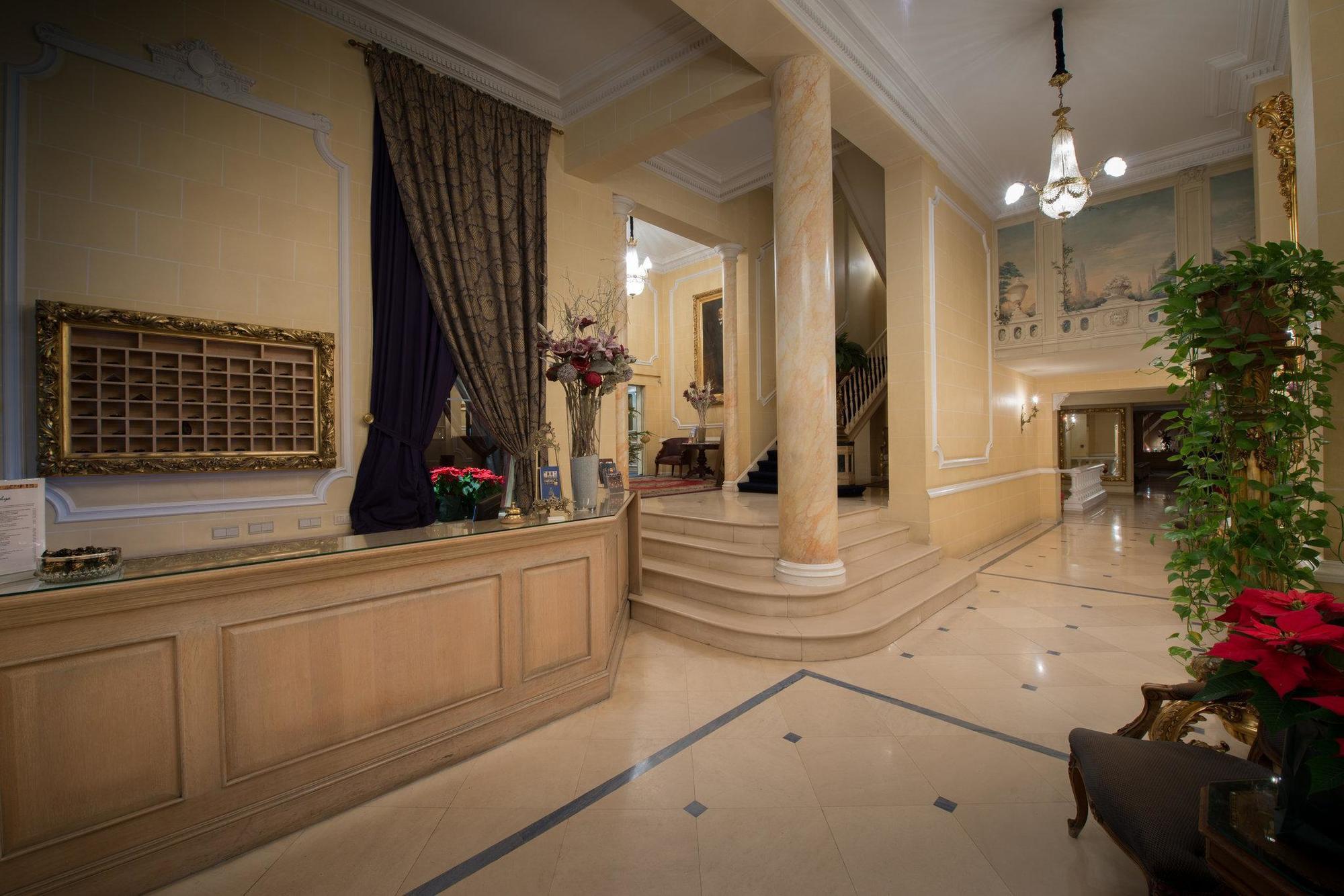 Hotel Manos Stephanie Saint-Gilles